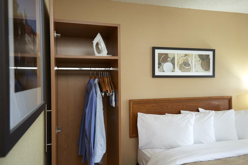 Comfort Inn Hamilton/Stoney Creek Exterior foto