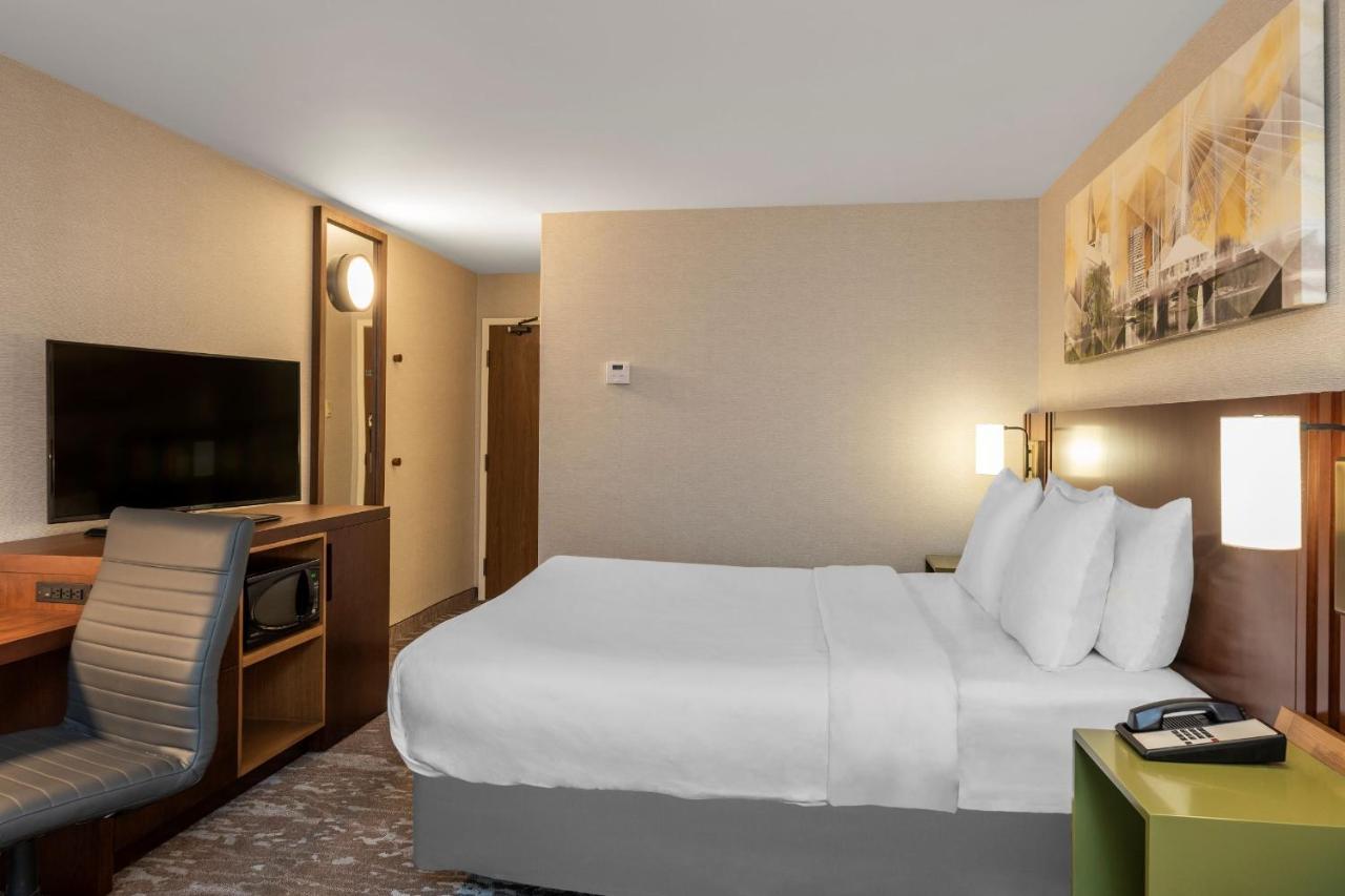 Comfort Inn Hamilton/Stoney Creek Exterior foto