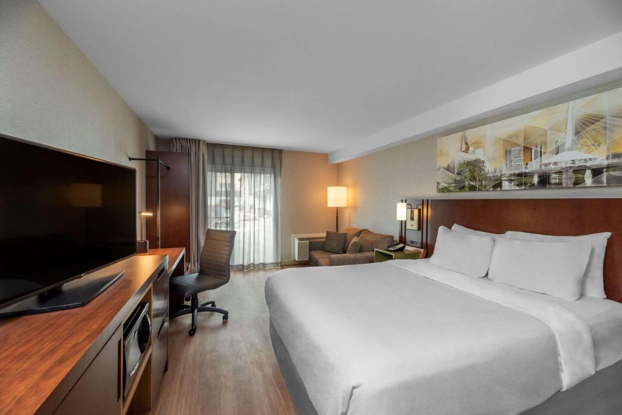 Comfort Inn Hamilton/Stoney Creek Exterior foto