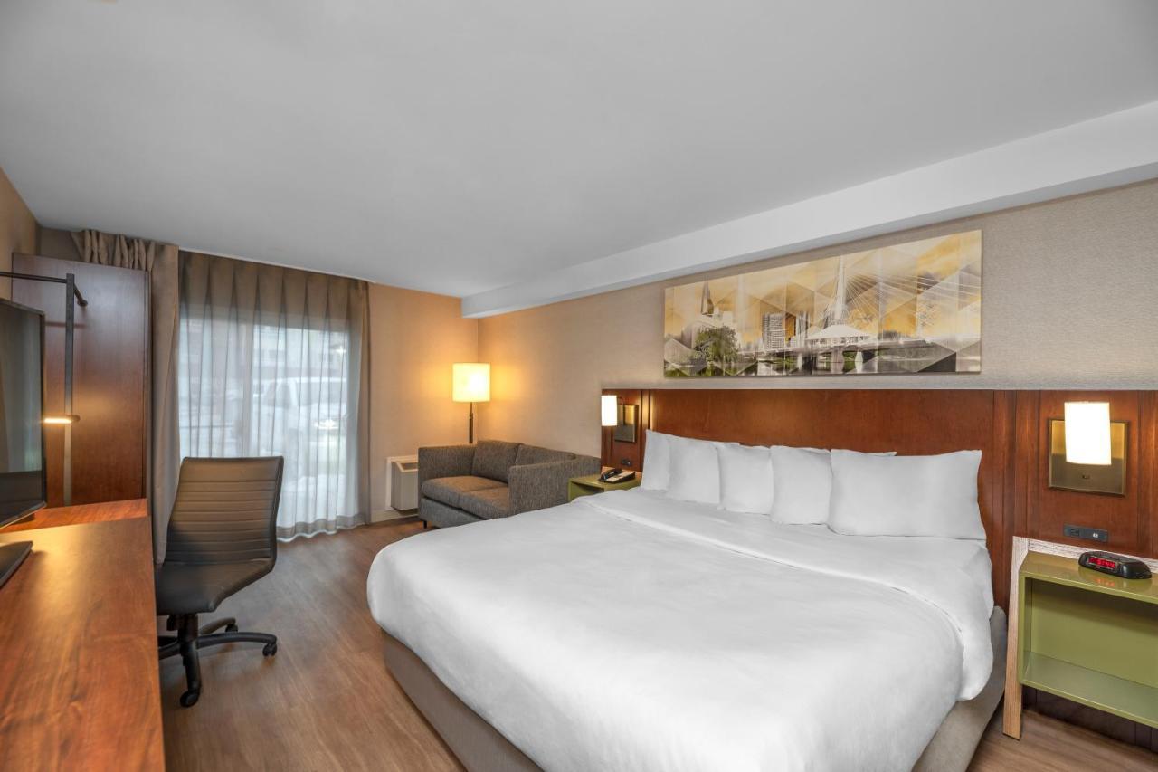Comfort Inn Hamilton/Stoney Creek Exterior foto