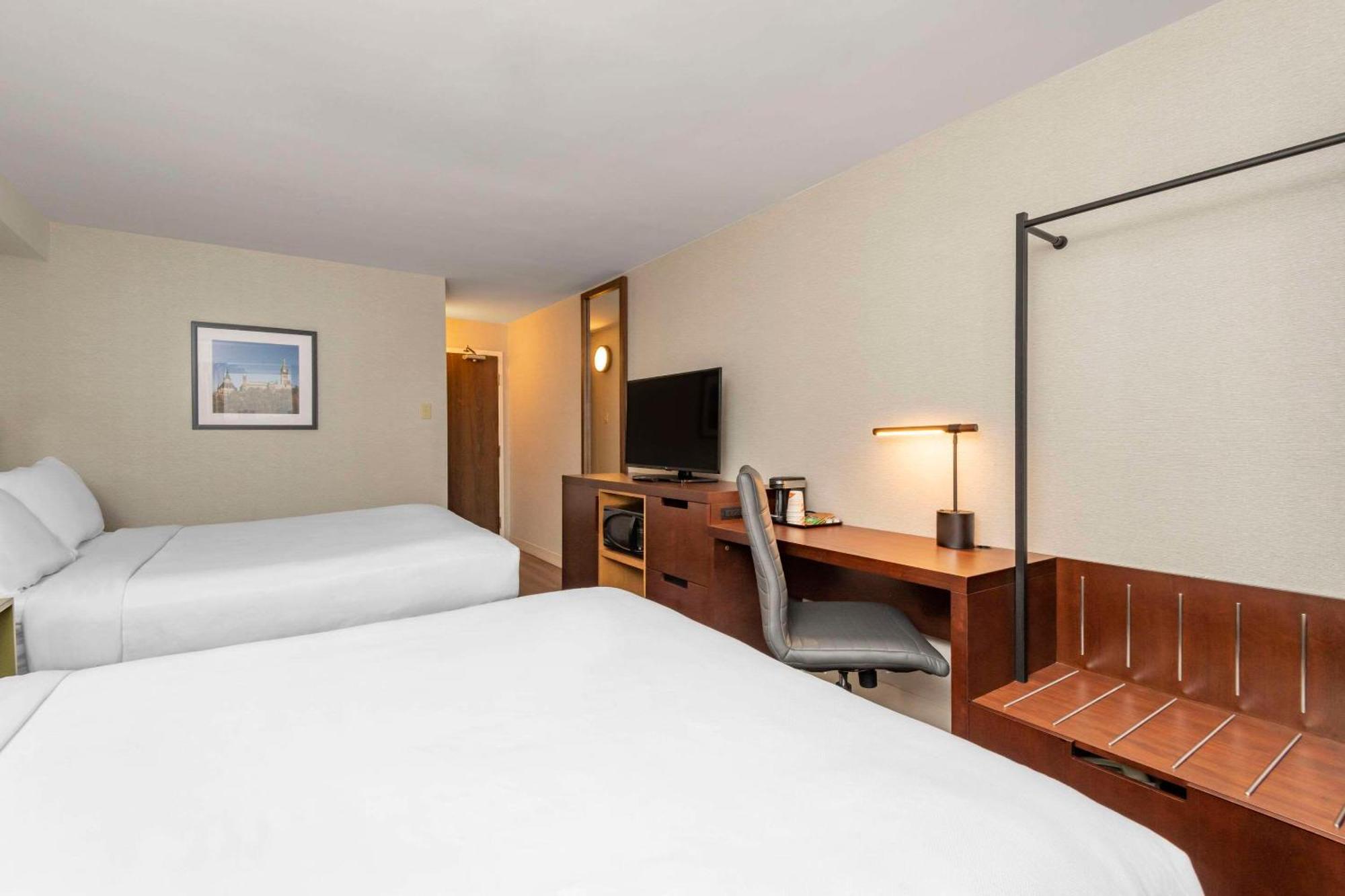 Comfort Inn Hamilton/Stoney Creek Exterior foto